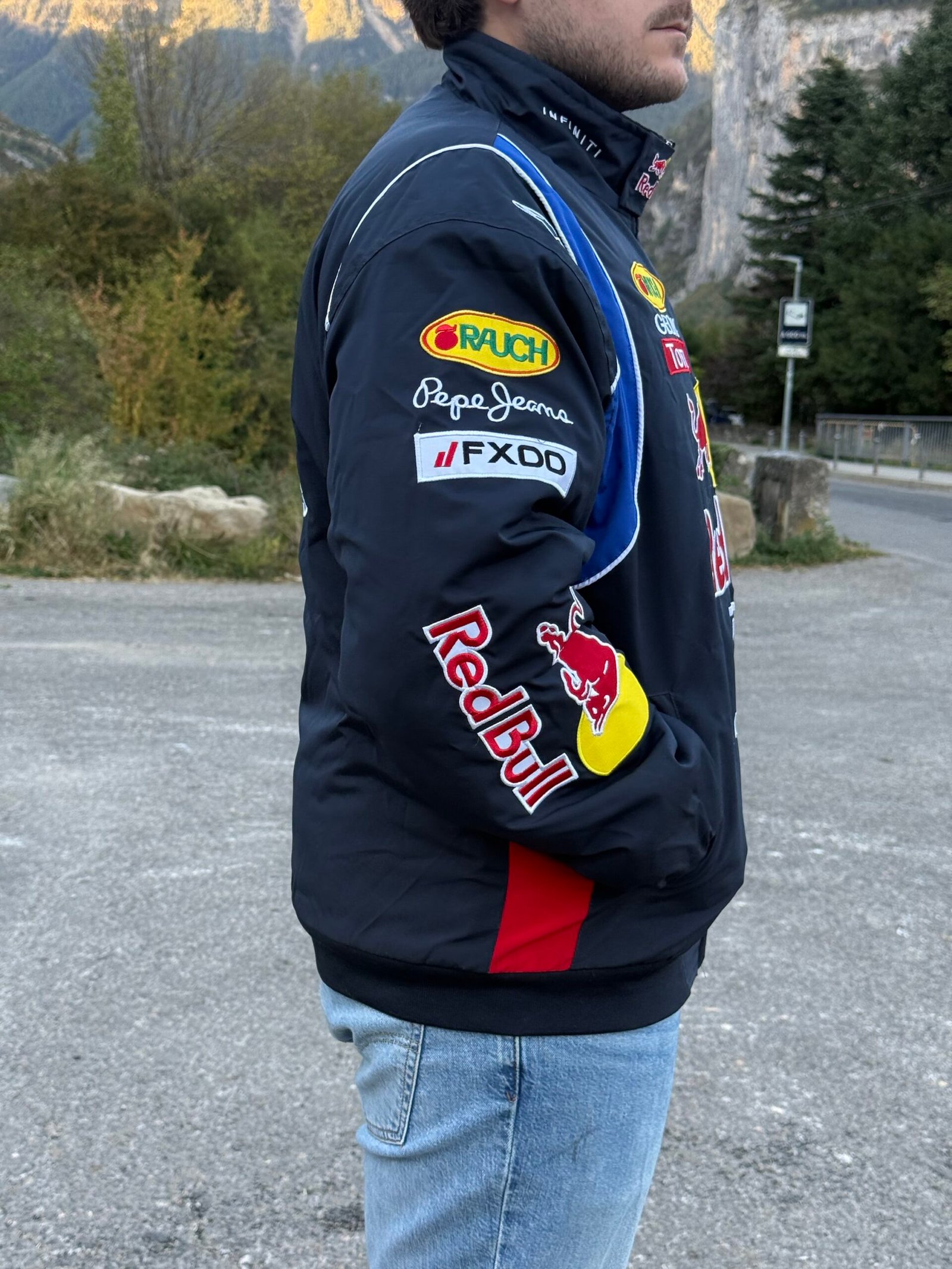 Chaqueta Racing Estilo Retro - Redbull F1 - Imagen 3