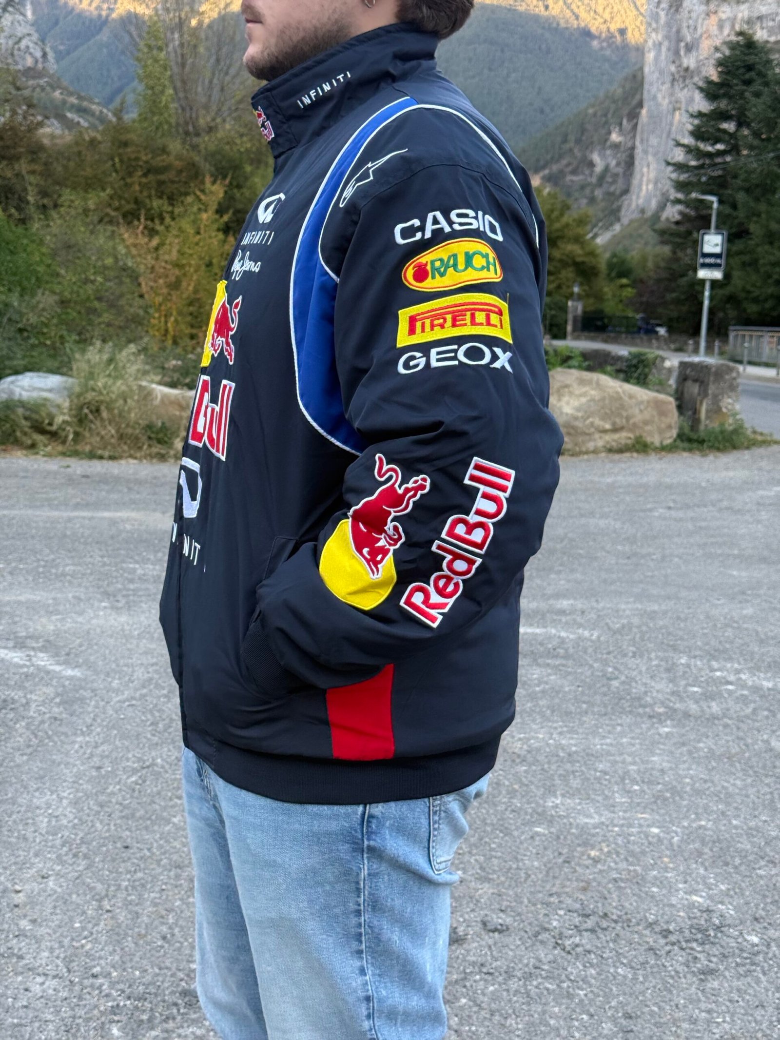 Chaqueta Racing Estilo Retro - Redbull F1 - Imagen 4