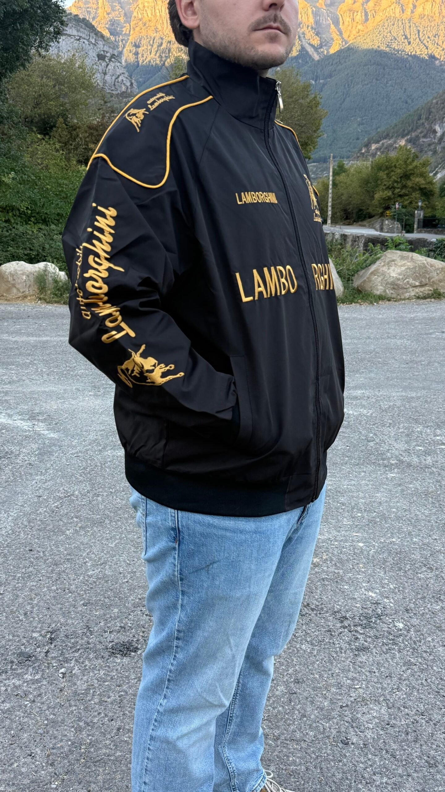 Chaqueta Racing Lamborghini Vintage – Negra (Bordada) - Imagen 4