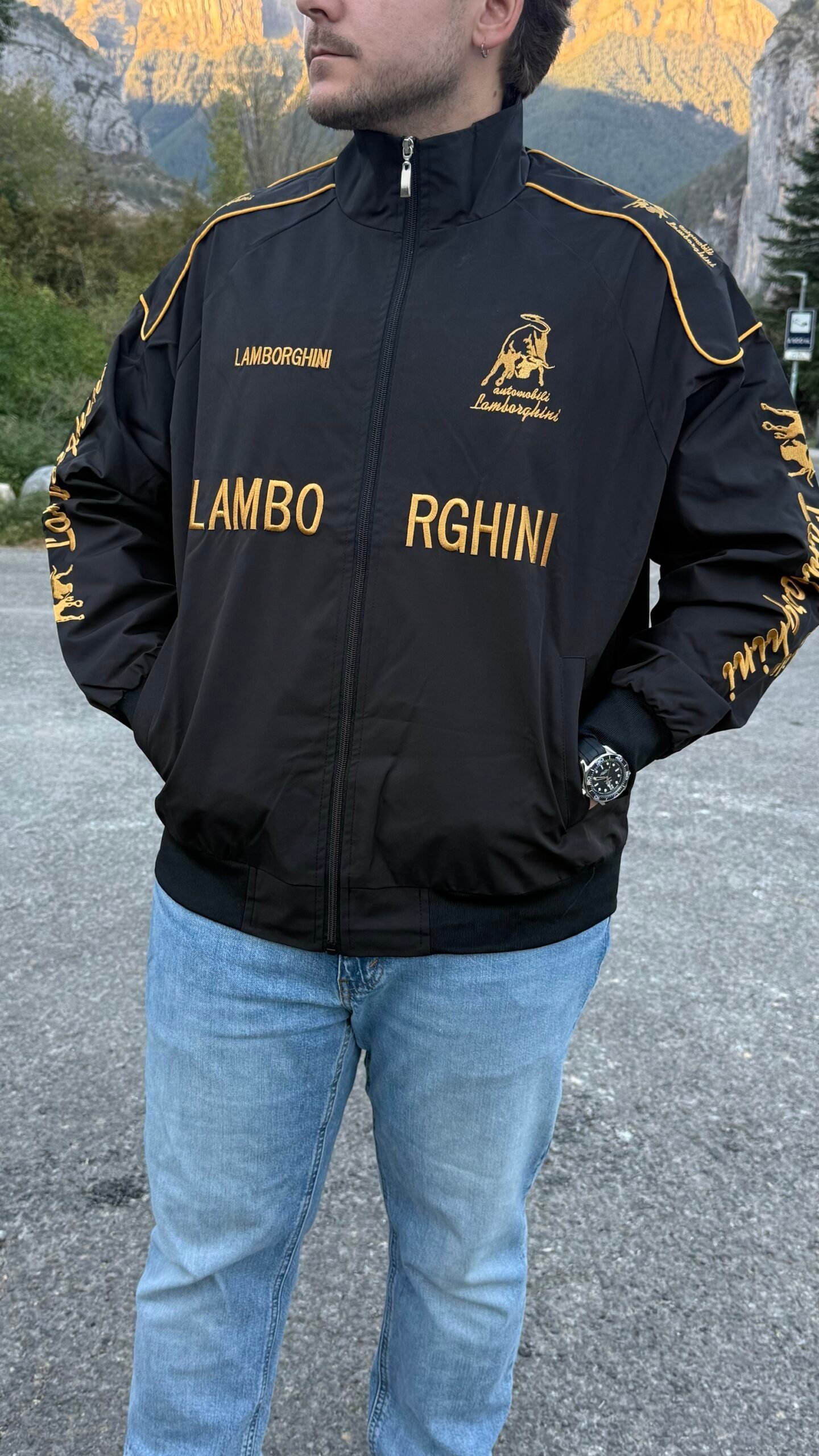 Chaqueta Racing Lamborghini Vintage – Negra (Bordada)