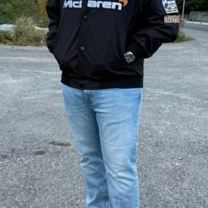 Chaqueta Racing McLaren Vintage – Negra (Bordada)